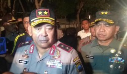 Jalan Raya Gubeng Ambles, Kapolda: 2 Alat Berat & 1 Mobil Tertimbun