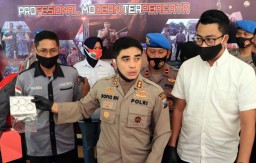 Petaka Menimpa Raisa Usai Menikmati Es Krim Pemberian Kedua Pelaku