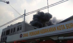 Gudang Bawang Putih di Surabaya Terbakar, 9 Orang Dikabarkan Terluka