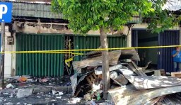 Padamkan Kebakaran di Kawasan Blauran, PMK Pakai Hydrant Mal