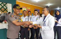 Ketika Kapolres Magetan Beri Kejutan Para Satpam