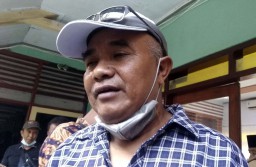 Puluhan Anggota Asosiasi Kepala Desa Mojokerto Geruduk Kantor Inspektorat