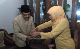 Konser yang Akan Digelar Khofifah-Gus Ipul Diminta Dibatalkan