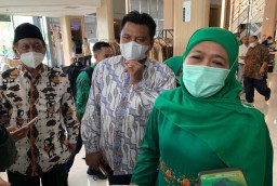 Ditanya Peluang Maju Pilpres 2024 Melalui PPP, Khofifah: Walah-walah Ora Rek