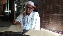 Ponpes Tertua di Mojokerto ini Punya Koleksi Kitab Berumur 400 Tahun