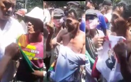 Beredar Video Bapak Tua Berkaos Machfud Arifin Dipaksa Pakai Kaos Erji
