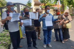 Belasan Korban Investasi Diduga Bodong di Surabaya Melapor ke Polisi
