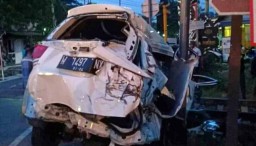 Kilas Berita Hot: Tertabrak Kereta Api hingga Pesawat Sukhoi Terbakar