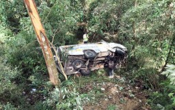 Bocah 9 Tahun Tewas dalam Kecelakaan Mobil Terjun ke Jurang di Magetan