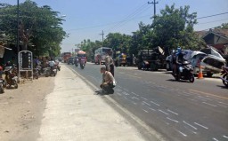 Begini Kronologi Kecelakaan Toyota Innova Vs Bus Mira di Nganjuk
