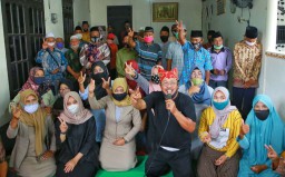 Laskar Kiai Langgar Deklarasi Dukung Ipuk-Sugirah