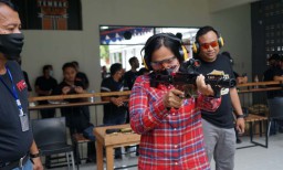 Dor! Polisi Beri Peringatan Pelaku Kriminal dan Narkoba di Surabaya