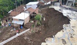 Bangunan Pabrik di Malang Longsor, Dua Rumah Warga Terdampak
