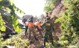 9 Ekor Kambing di Magetan Mati Tertimbun Longsor