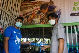 Bantu Masyarakat Terdampak Pandemi, XL Axiata-IZI Donasi Seribu Ekor Ayam
