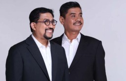 8 Partai Koalisi Solid Menangkan Machfud Arifin-Mujiaman