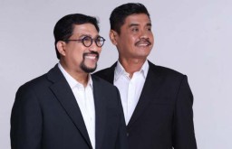 Machfud Arifin-Mujiaman Doakan Eri-Armudji Bebas dari Covid-19