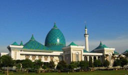 Masjid Al Akbar akan Gelar Nobar Gerhana Matahari Gunakan 9 Teropong