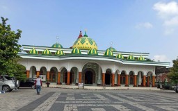 Salat Jumat di Ponorogo Tetap Digelar, ODP Diminta Ibadah di Rumah