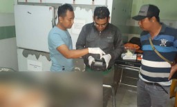 Mayat Pria dengan Leher Terlilit Tali Ditemukan di Tol Kebomas, Gresik