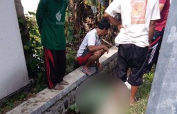 Mayat Pria Misterius Ditemukan dalam Selokan di Ponorogo