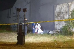 Mayat Terbungkus Kasur Ditemukan Dekat Kantor PWNU Jatim di Surabaya