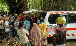 Nyai Sukardi Ditemukan Tewas Mengapung di Sungai