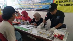 Dishub Cek Kesehatan Sopir Bus Mudik Lebaran 2019 di Mojokerto