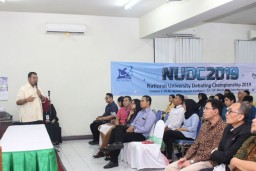STIE Perbanas Target Juara Lomba Debat Bahasa Inggris Kemenristekdikti