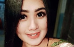 Perjalanan Biduan Cantik hingga Jadi Pejabat Desa di Bojonegoro
