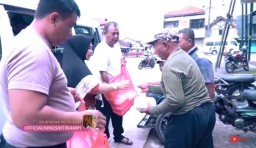Ningsih Tinampi Berbagi untuk Warga Terdampak Virus Corona di Pasuruan