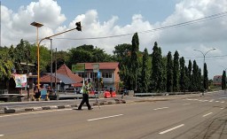 Polisi Kembali Olah TKP Kecelakaan di Jalan Surabaya-Malang