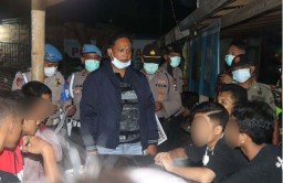 Masih Bandel Berkerumun, 25 Orang di Tulungagung Diamankan