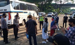 5 TKI dari Hongkong hingga Taiwan Diamankan di Tol Gunungsari Surabaya