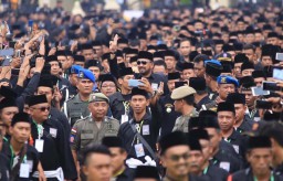 Ribuan Pendekar di Ponorogo Berdoa Bersama untuk Para Korban Banjir
