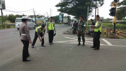 Pajero Sport Tabrak Motor dan Sepeda Angin di Pasuruan, 2 Orang Tewas