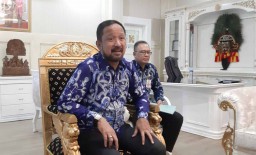 Bupati Ipong Minta Gus Romli Malang Datangi 'Kampung Kiamat' Ponorogo