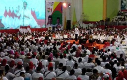 Dari Ngawi, Jokowi Ajak Seluruh Pendukungnya Waspadai Isu Hoaks