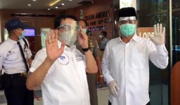 Machfud Arifin-Mujiaman Jalani Tes Swab di Graha Amerta