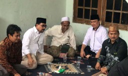 Foto: Istri Rais Syuriah PCNU Surabaya Wafat, Machfud Arifin Takziah