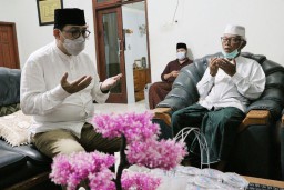 Kiai Sepuh di Jatim: Masyarakat Surabaya Butuh Pak Machfud Arifin