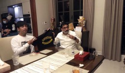 Rian d'Masiv Beri Hadiah Lagu Penyemangat untuk Machfud Arifin