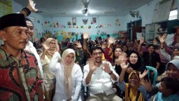 Di Krembangan, Machfud Arifin Bicara Peluang Usaha hingga Penataan PKL