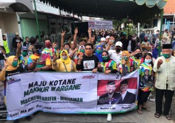 Ketua RT-RW Berlomba-lomba Menangkan Machfud Arifin-Mujiaman