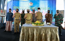 Seluruh Kades di Banyuwangi Sepakat Jaga Kondusifitas Jelang Pilkada