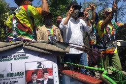 Para Penarik Bentor Dukung Machfud Arifin: Beliau Peduli Wong Cilik