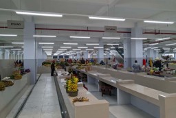Resmi Dibuka, Pengunjung Pasar Legi Baru Ponorogo Dibatasi 50 Persen