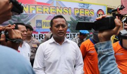 Suami di Pacitan ini Ajak Istrinya Mencuri