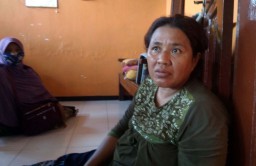 Perempuan Bernama Patah Hati itu Ternyata Ahli Obati Orang Kesurupan