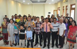 Tinjau Pelaksanaan Natal, Bupati Trenggalek Titip Doa untuk Indonesia